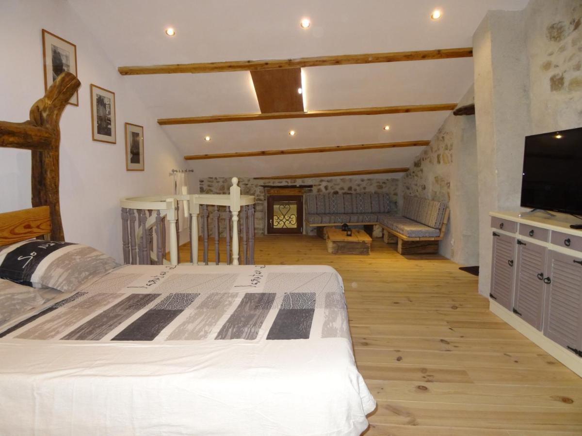 Le Mas Du Galibot Chambre Cambalotte Saint-Florent-sur-Auzonnet Exterior foto