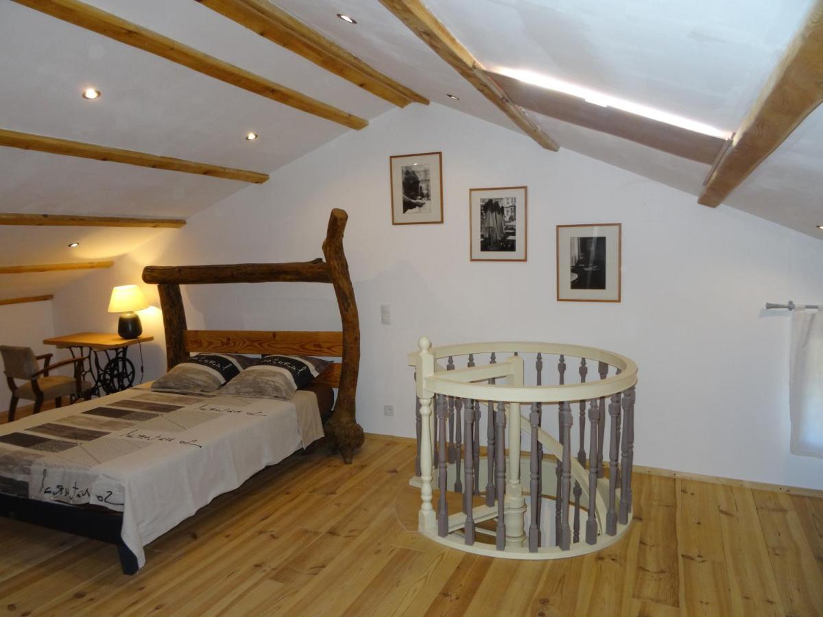 Le Mas Du Galibot Chambre Cambalotte Saint-Florent-sur-Auzonnet Exterior foto
